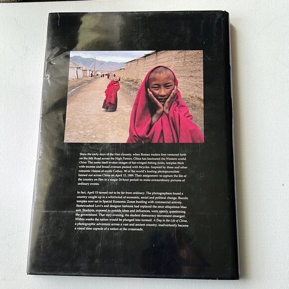 A DAY IN THE LIFE OF CHINA - Hardcover Book - Picture 2 of 11